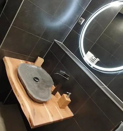 Royalspa D'amour Avec Jacuzzi Privatif Lägenhet *