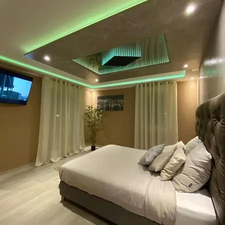 Royalspa D'amour Avec Jacuzzi Privatif Lejlighed Strasbourg