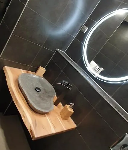 Royalspa D'amour Avec Jacuzzi Privatif דירה *