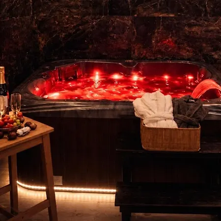 Royalspa D'amour Avec Jacuzzi Privatif Апартаменты Страсбург